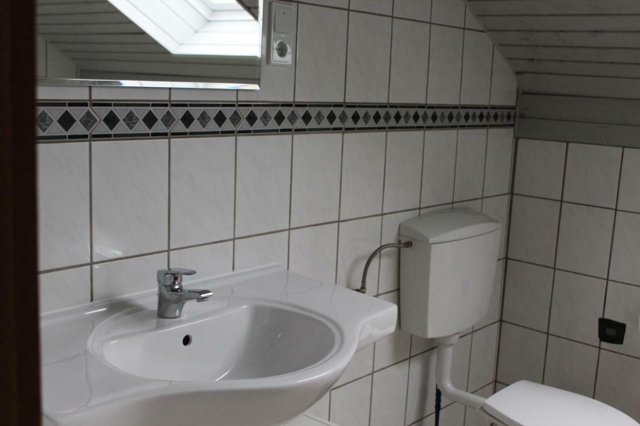 Gasthof Roessle Ochsenwang Bissingen an der Teck Exteriér fotografie